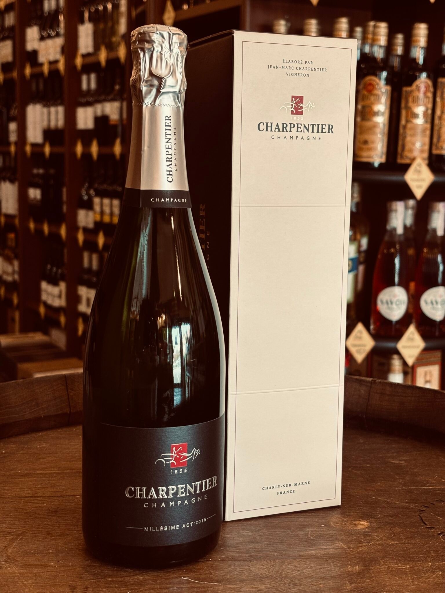 Scatola Champagne charpentieri, regalo personalizzato alla cantina di Ugo Creazzo