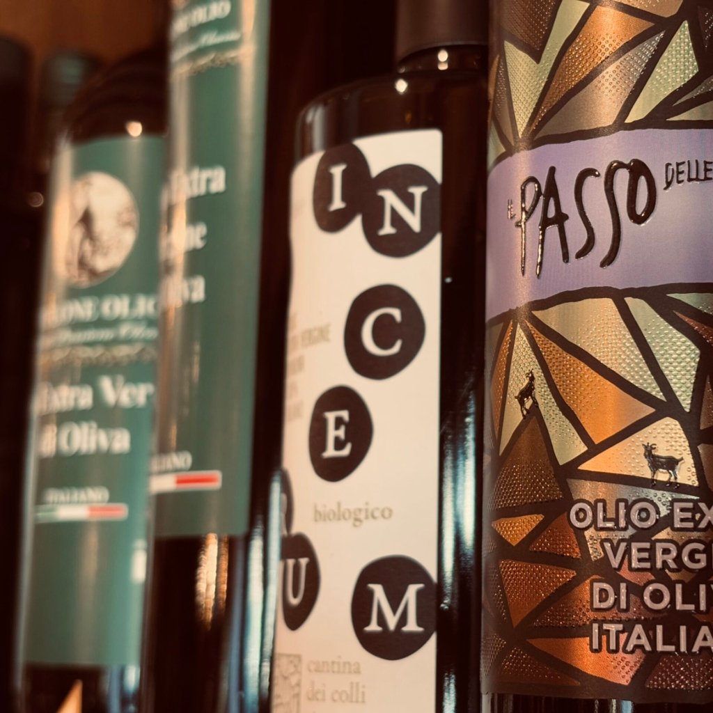 Oli di altissima qualità a creazzo, presso l'enoteca artigianale di Ugo