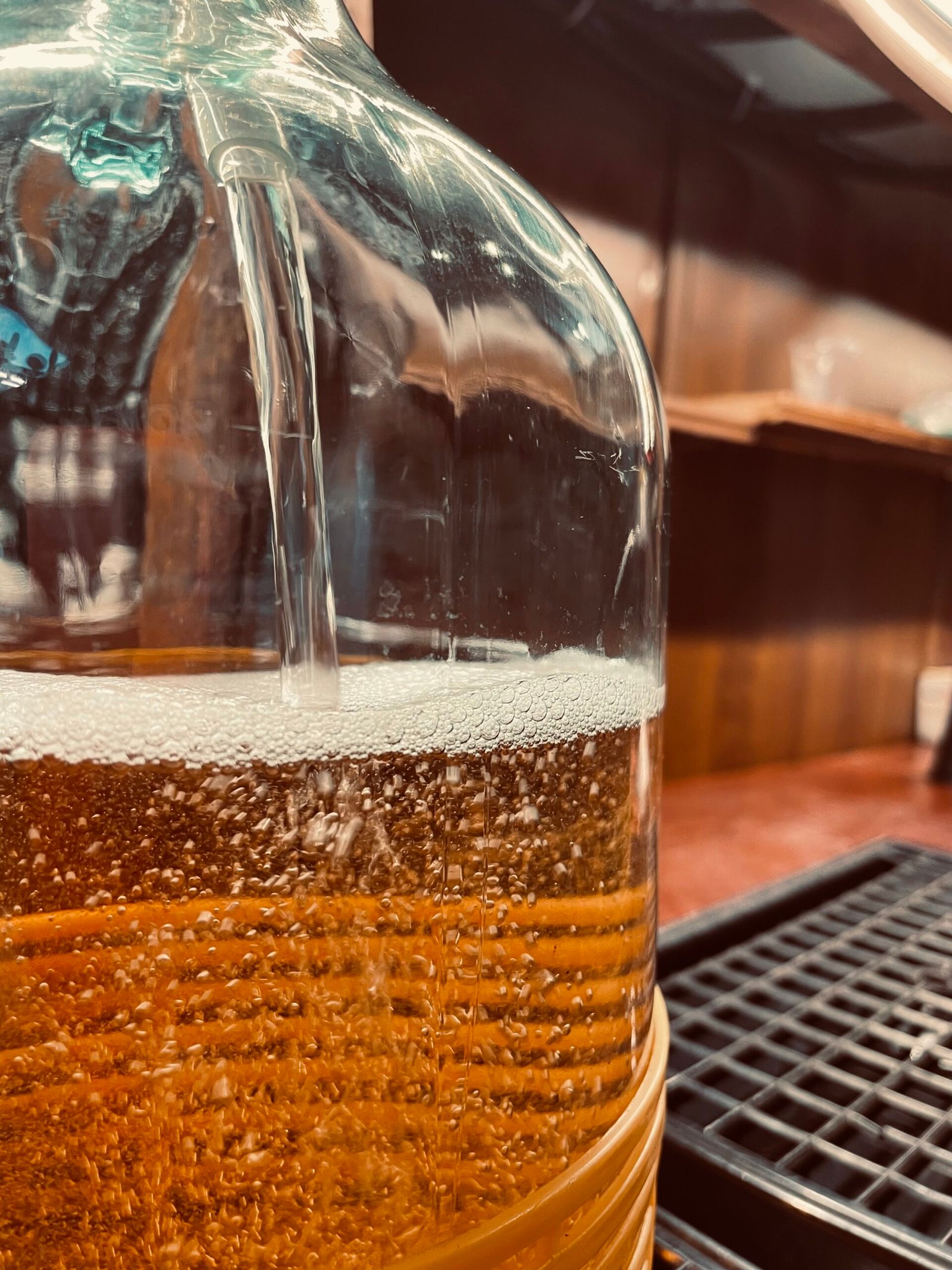 Bianco di custoza e altri vini sfusi di qualità con pochi solfiti, da Ugo Trentin a Creazzo