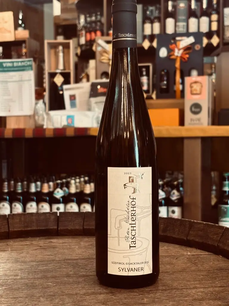 Sylvaner e altri vini tirolesi alla Cantina di Ugo, enoteca a Creazzo